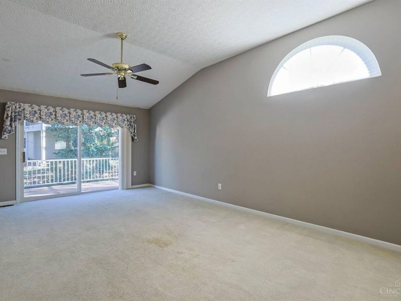 5760 Spire Ridge Court, Green Township, OH 45247 Photo 15