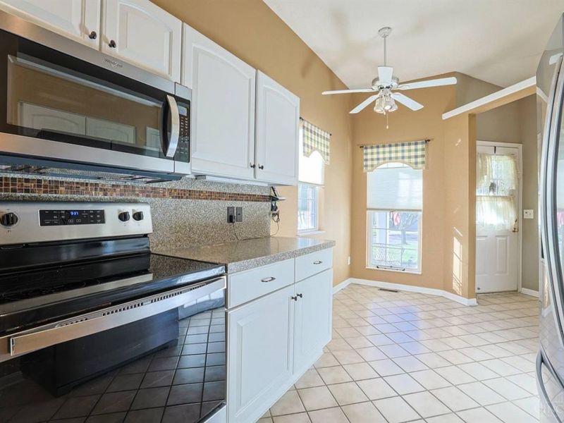5760 Spire Ridge Court, Green Township, OH 45247 Photo 18