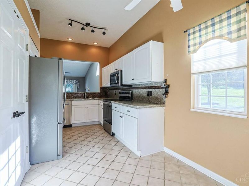 5760 Spire Ridge Court, Green Township, OH 45247 Photo 20