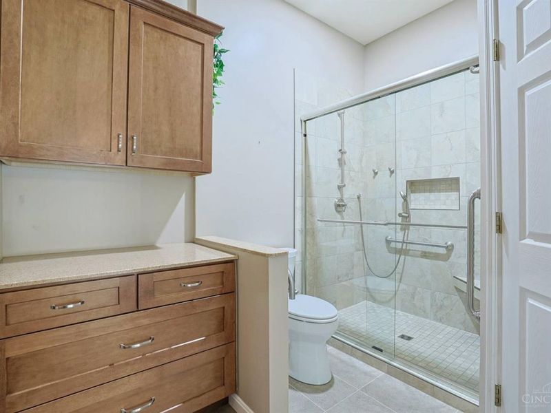 5760 Spire Ridge Court, Green Township, OH 45247 Photo 27
