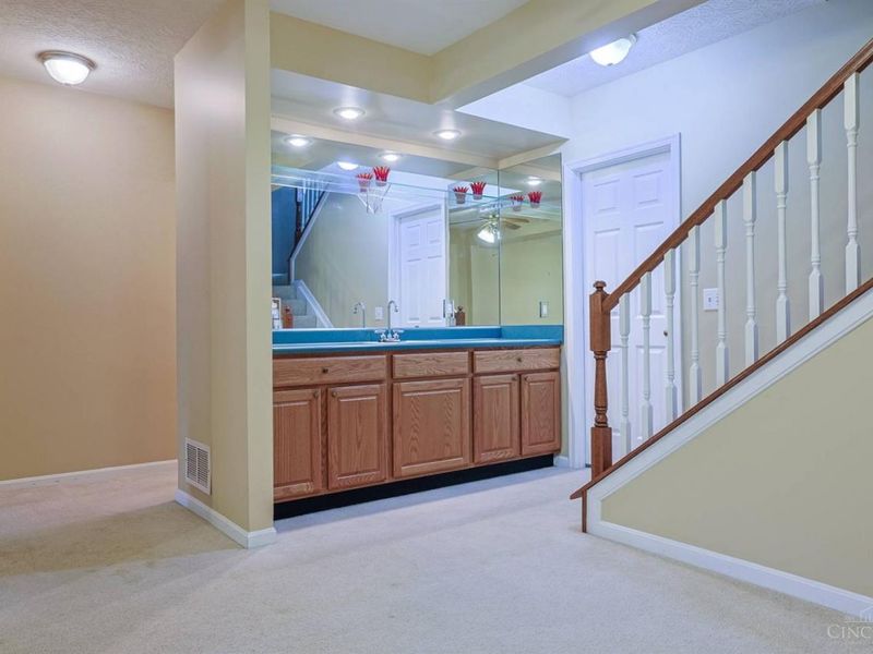 5760 Spire Ridge Court, Green Township, OH 45247 Photo 32
