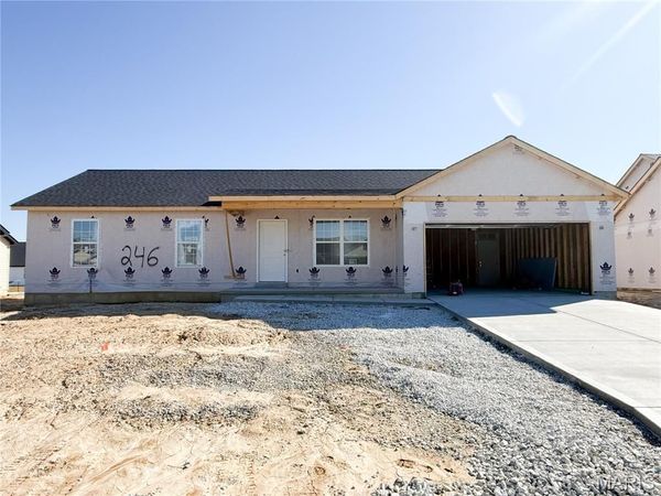 1016 Samwise Street , Wright City, MO 63390