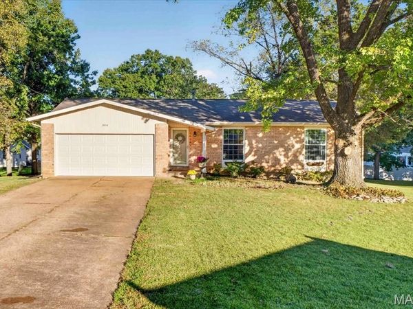 304 Surf Court, Ballwin, MO 63021