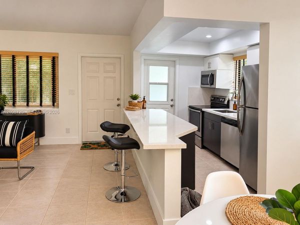 2404 NE 33rd Ave , Unit 3, Fort Lauderdale, FL 33305