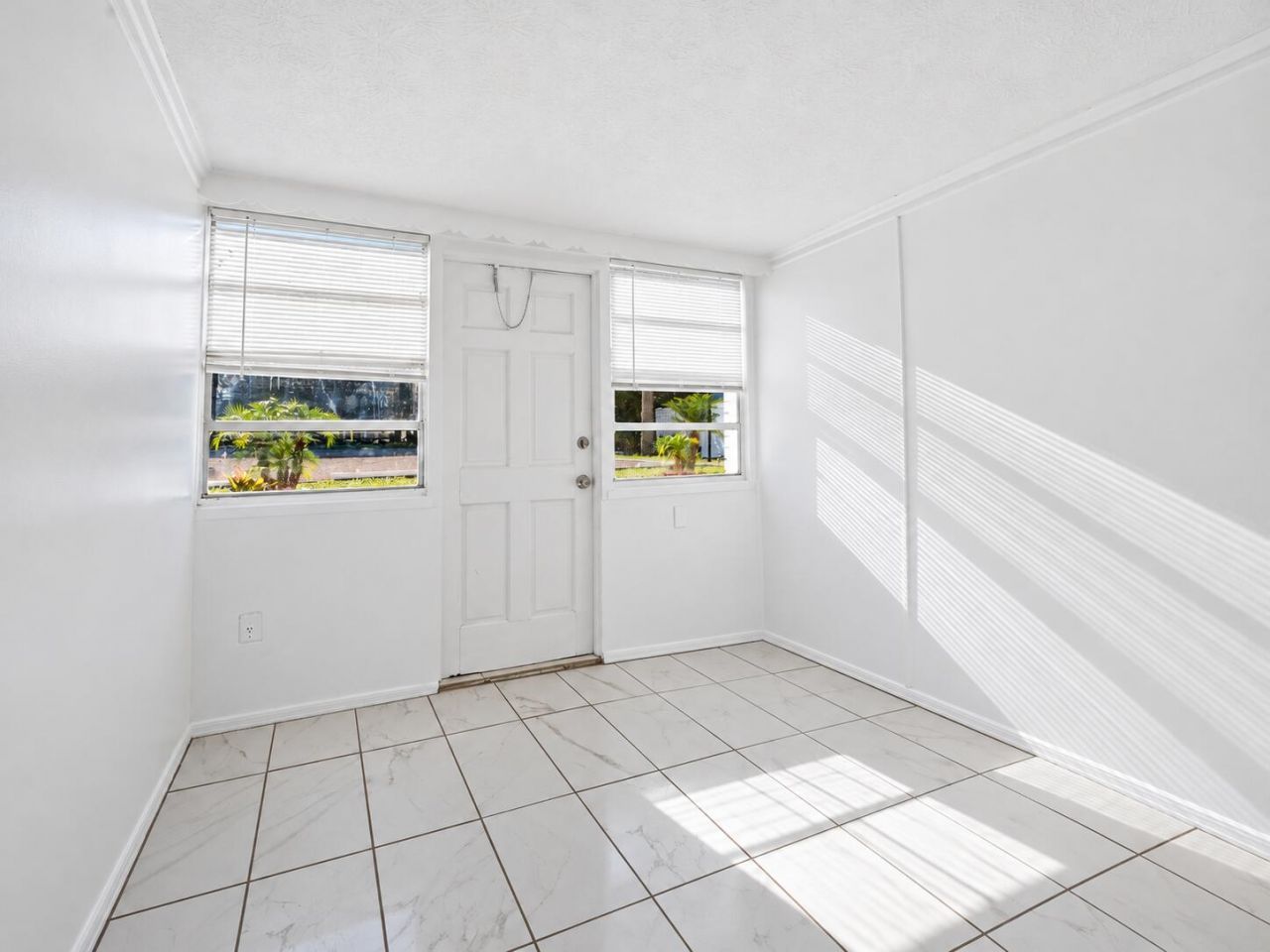 640 SW Bryant Avenue, Unit 2, Stuart, FL 34994 Photo