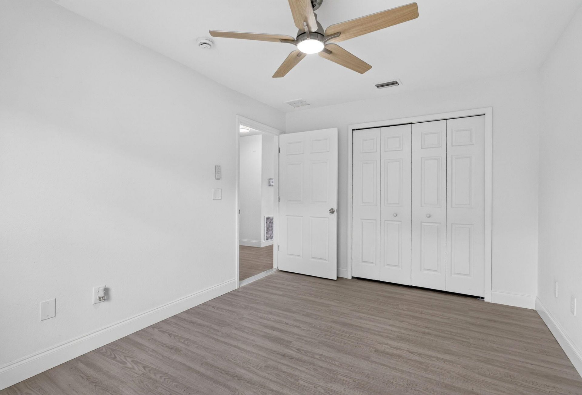 2011 San Diego Avenue, Fort Pierce, FL 34946 Photo