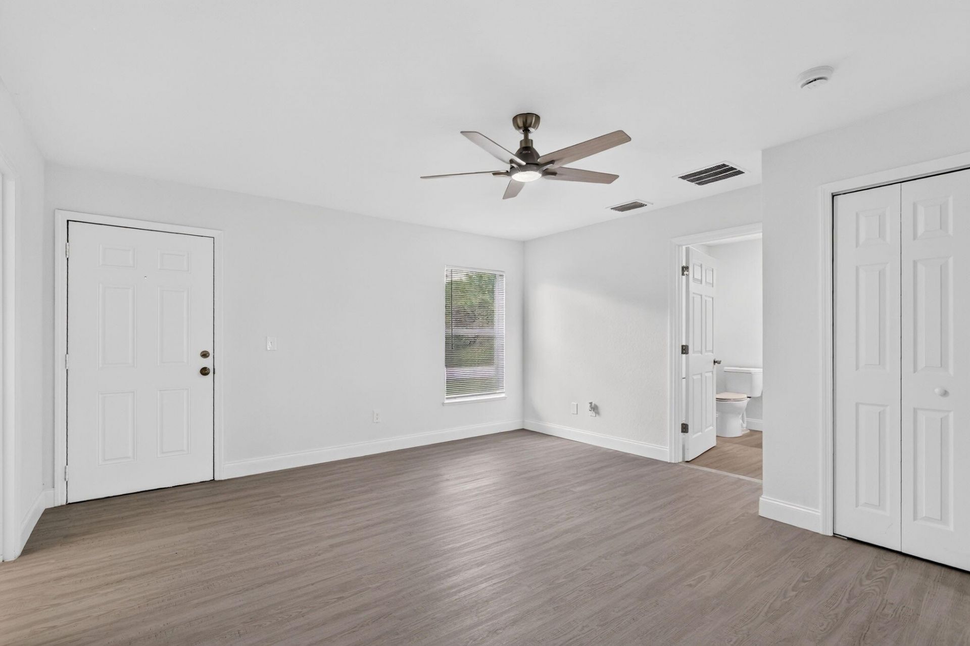 2011 San Diego Avenue, Fort Pierce, FL 34946 Photo