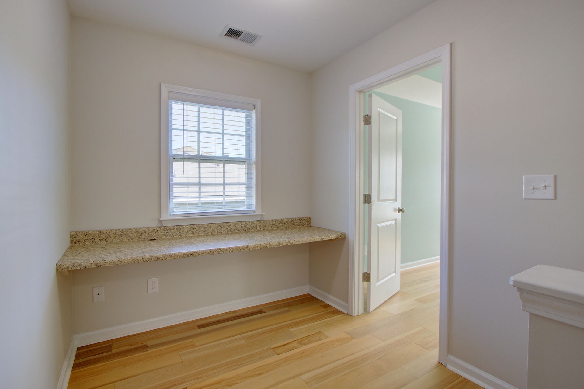 5455 Charleywood Landing Photo 21