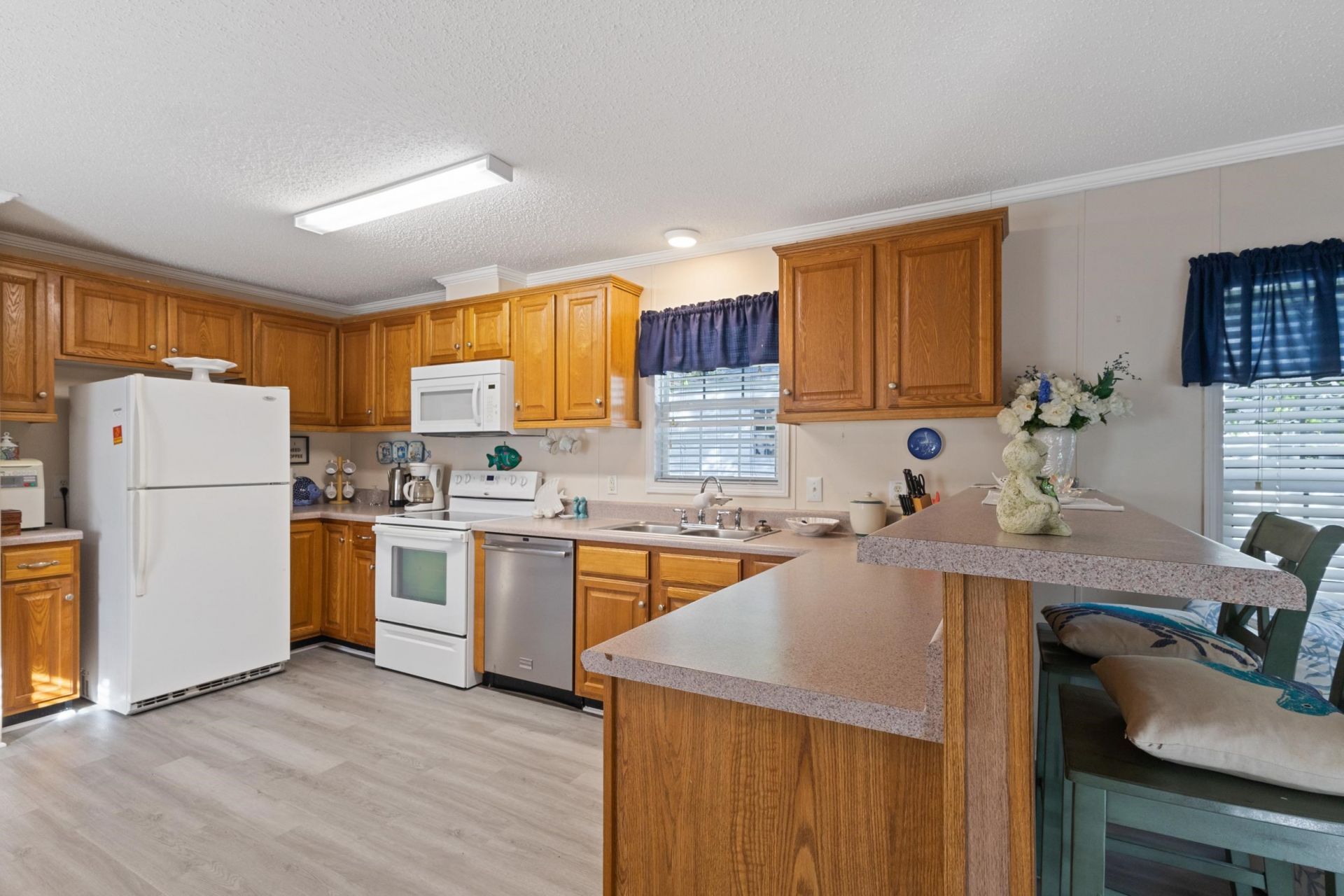 3059 Atlanta Circle Photo 7