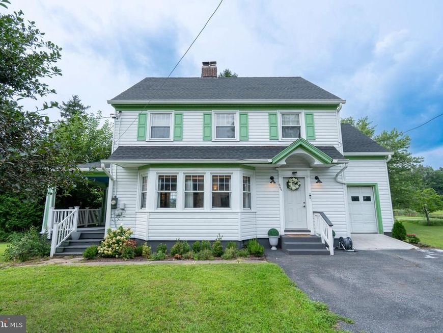 665 Point Phillips Road , Bath, PA 18014 Main Photo