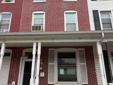1627 CHESTNUT STREET , HARRISBURG, PA 17104