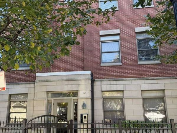 757 W 14th Place , Unit 1A, Chicago, IL 60607