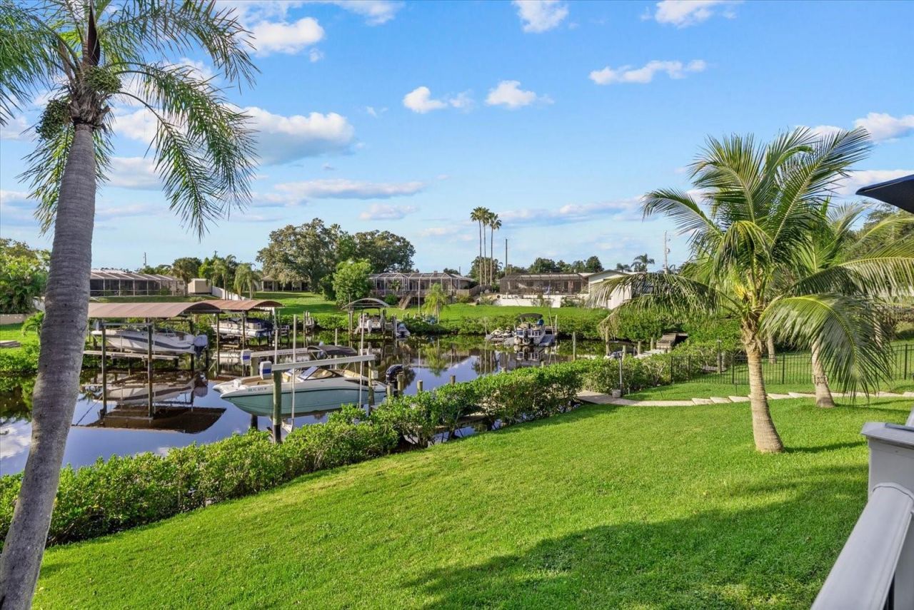 481 Magellan Drive , Sarasota, FL 34243 Photo