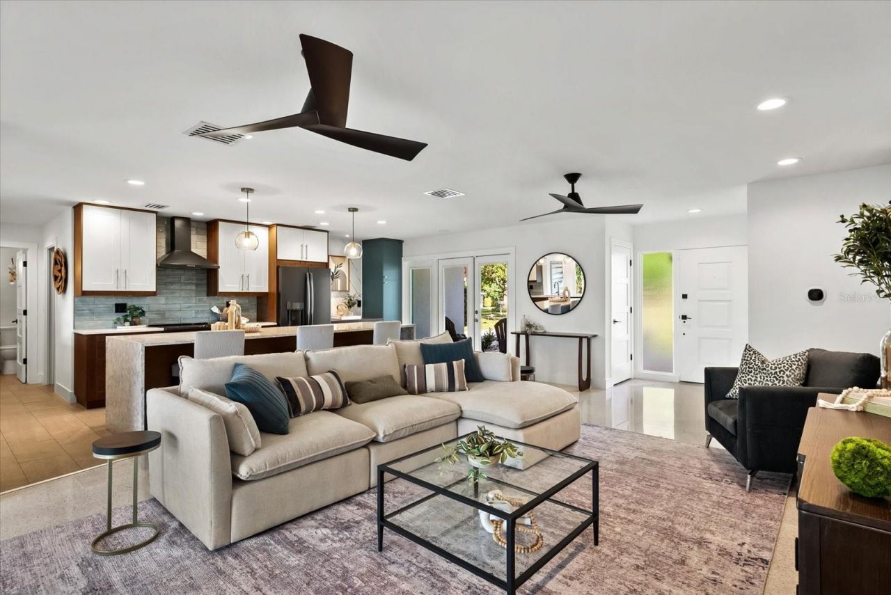 481 Magellan Drive , Sarasota, FL 34243 Photo