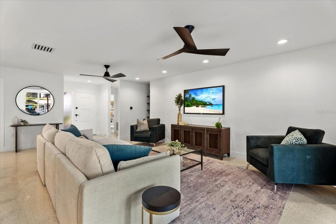 481 Magellan Drive , Sarasota, FL 34243 Photo
