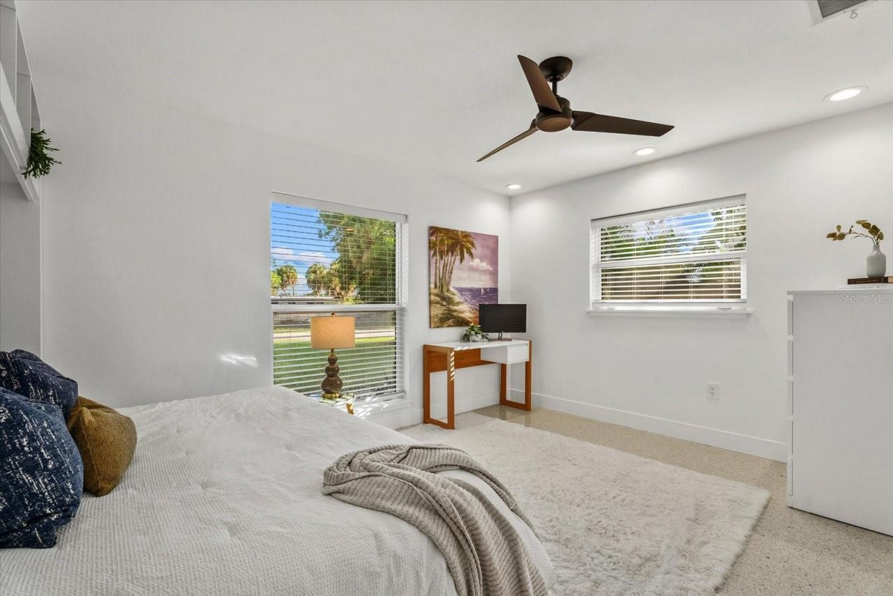 481 Magellan Drive , Sarasota, FL 34243 Photo