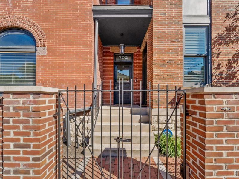 702 S 6th Street , Columbus, OH 43201 Photo 70