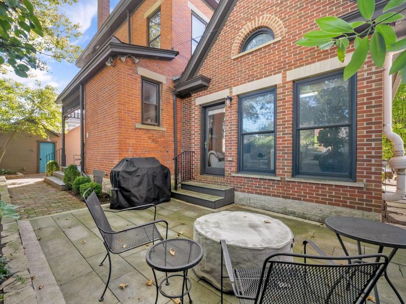 702 S 6th Street , Columbus, OH 43201 Photo 84