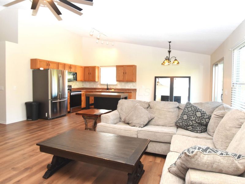 8580 Old Field Birch Drive, Blacklick, OH 43004 Photo 7