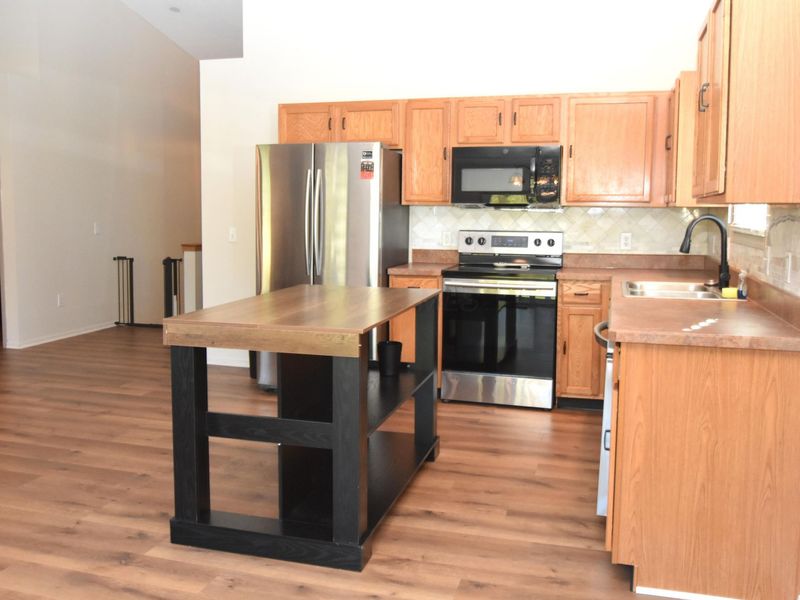 8580 Old Field Birch Drive, Blacklick, OH 43004 Photo 9