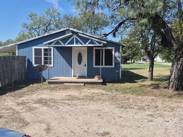 1006 SE Martin Luther King Jr Street SE, Mineral Wells, TX 76067