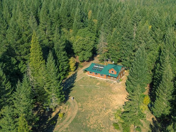 37010 Redwood Highway, Cave Junction, OR 97523