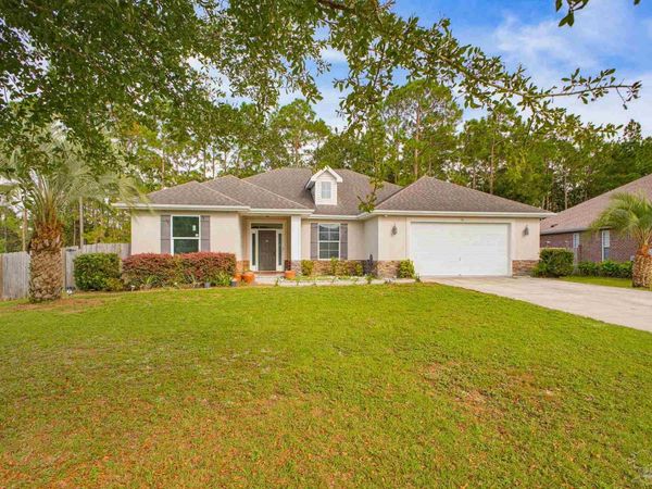110 Alicia Dr, Crestview, FL 32536