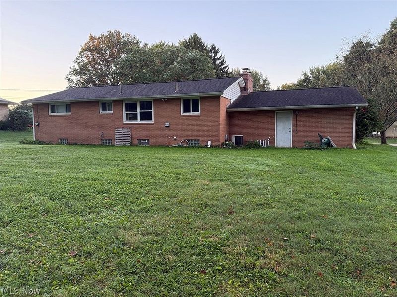 2625 Hyacinth Drive NW, North Canton, OH 44720 Photo 5