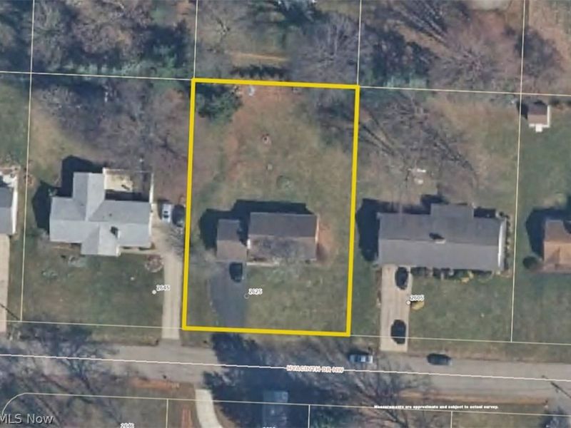2625 Hyacinth Drive NW, North Canton, OH 44720 Photo 7