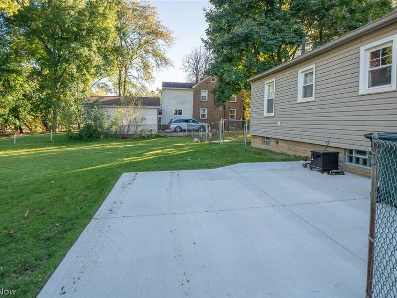 364 25th Street NW, Massillon, OH 44647 Photo 22