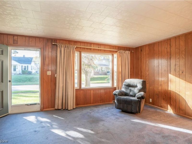 364 25th Street NW, Massillon, OH 44647 Photo 3