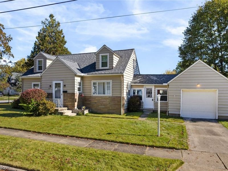 2597 11th Street , Cuyahoga Falls, OH 44221 Photo 1