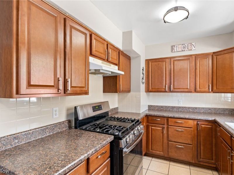 2597 11th Street , Cuyahoga Falls, OH 44221 Photo 12
