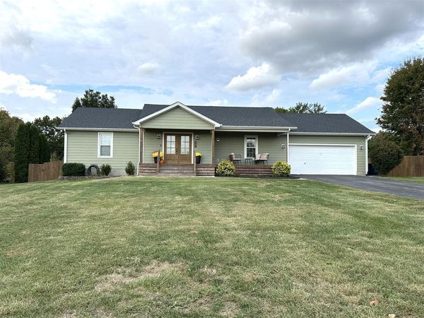 121 Rembrandt Court , Bowling Green, KY 42101