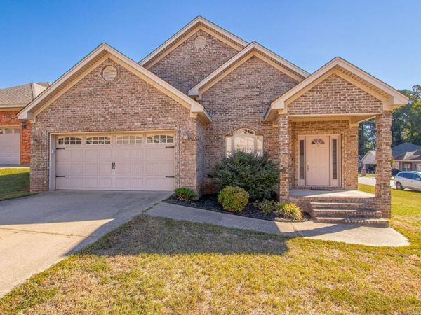 3208 Drake Drive , Benton, AR 72019