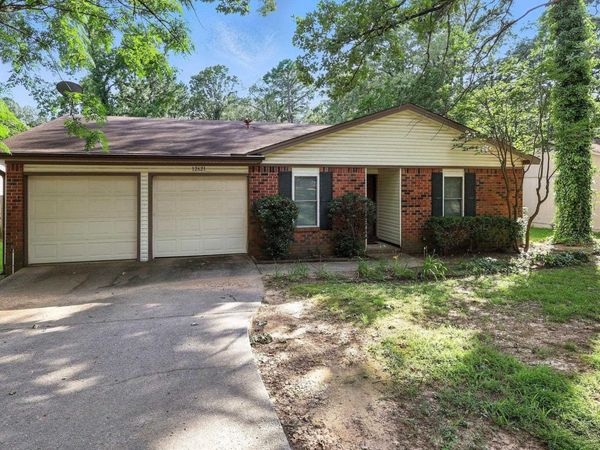 12621 Valleywood Drive , Little Rock, AR 72211