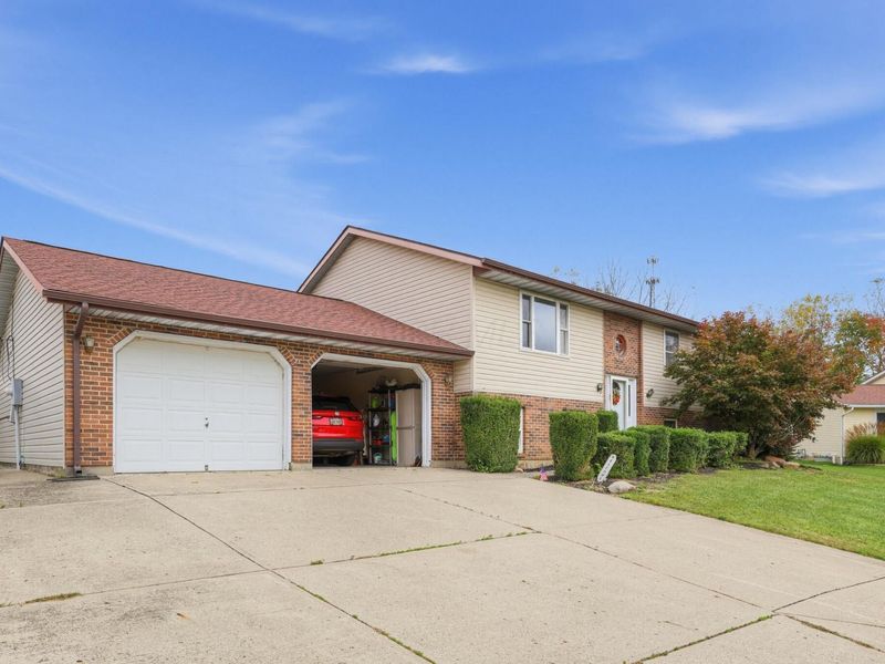 28 James Court , South Charleston, OH 45368 Photo 1