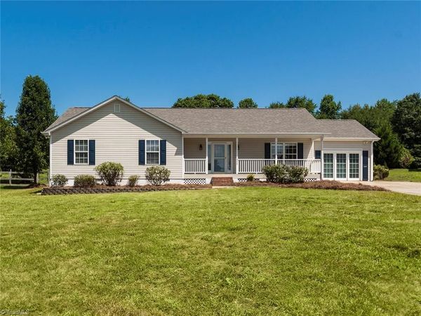 8008 Daltonshire Drive , Oak Ridge, NC 27310