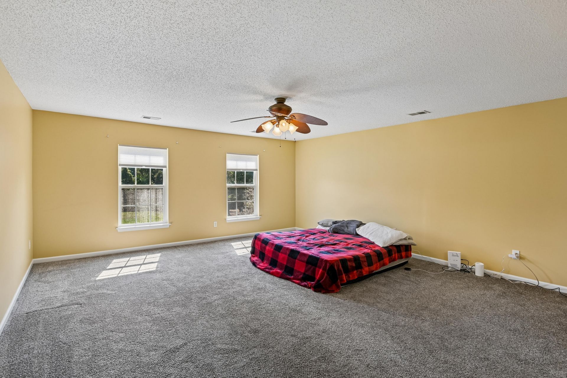 1048 Moss Grove Drive Photo 21