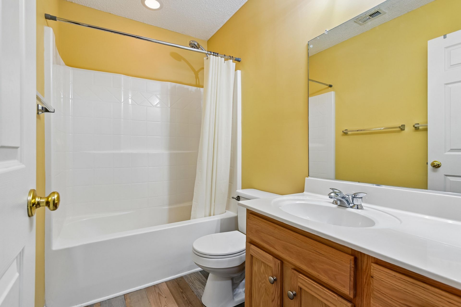1048 Moss Grove Drive Photo 31