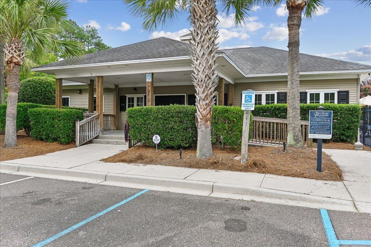 1048 Moss Grove Drive Photo 38