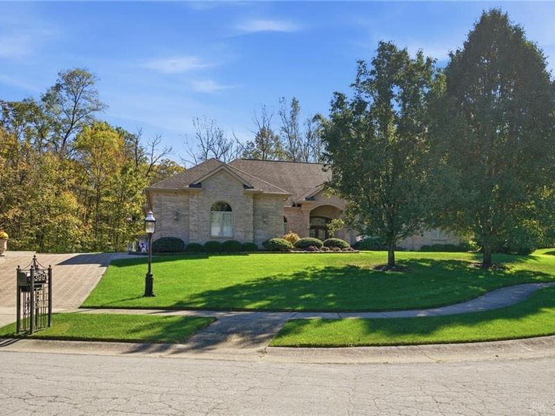 3997 Fox Run Drive, Bellbrook, OH 45305 Photo 5