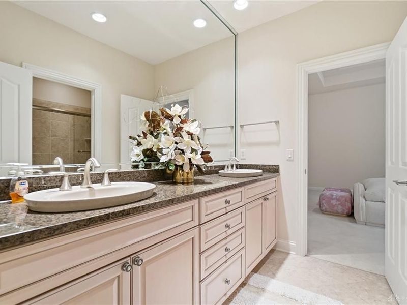 3997 Fox Run Drive, Bellbrook, OH 45305 Photo 53