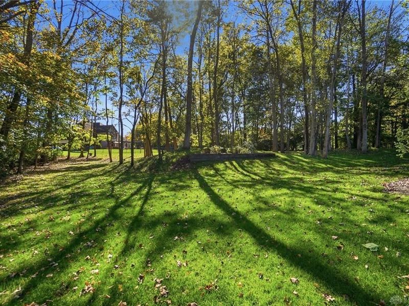 3997 Fox Run Drive, Bellbrook, OH 45305 Photo 83