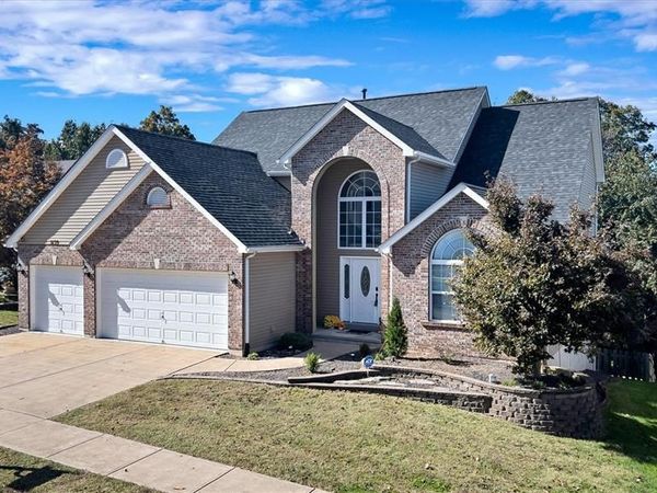 5139 Romaine Spring Drive , Fenton, MO 63026