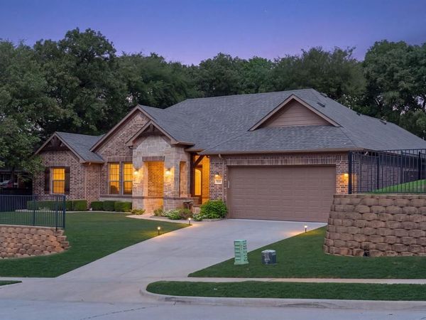 1303 Ballycastle Lane, Corinth, TX 76210