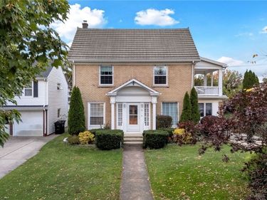 31 Lowell Road, Kenmore, NY 14217