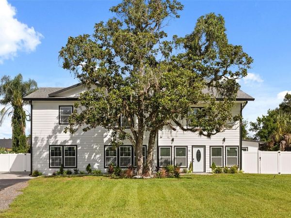 15 E LAUREL STREET , APOPKA, FL 32703