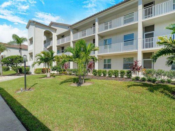 8755 OLDE HICKORY AVENUE , Unit 7102, SARASOTA, FL 34238