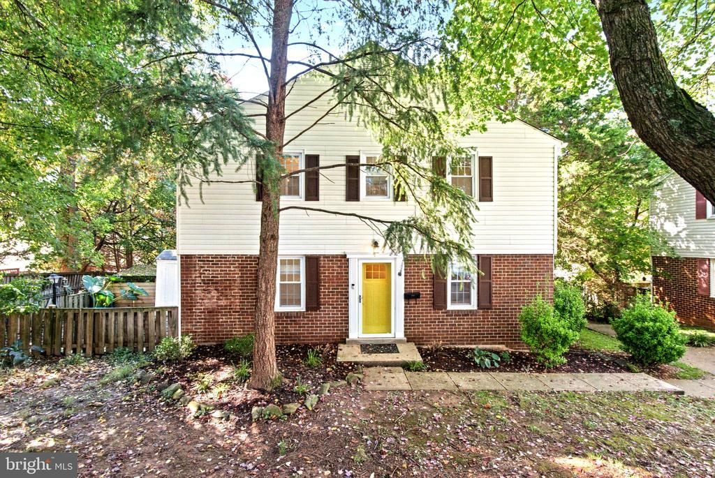 40 HIBISCUS COURT , GAITHERSBURG, MD 20878